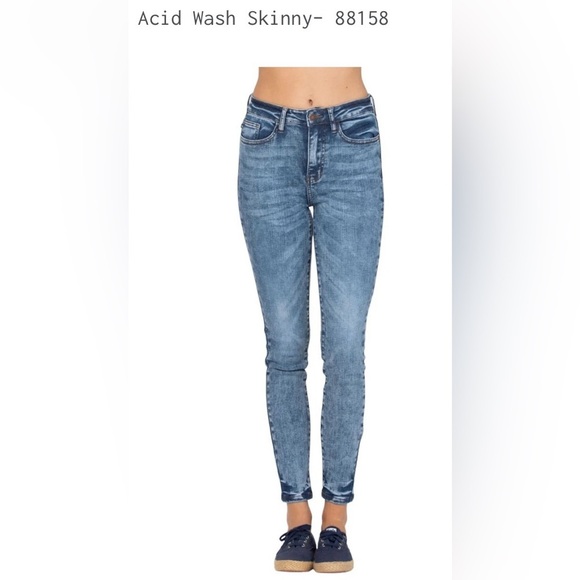 Judy Blue Acid Wash Skinny Jeans Size 26 - Picture 2 of 10